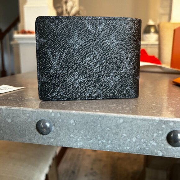 Louis Vuitton Multiple Wallet - Picture 6 of 9